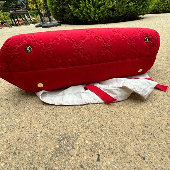 Roberta di Camerino Red Tote with Bamboo Handles Monogram Design - Picture 4 of 16